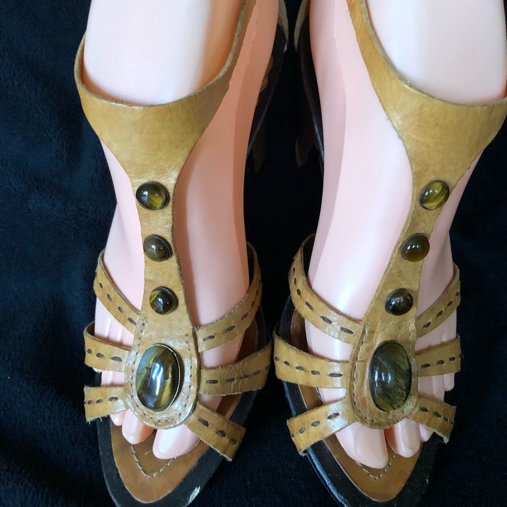 Vince camuto heel